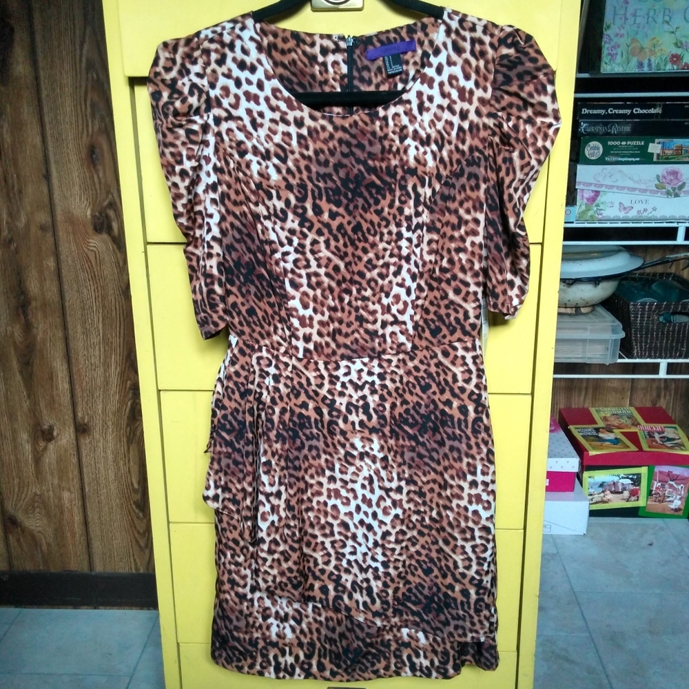 Forever 21 Leopard Print Peplum Mini Dress